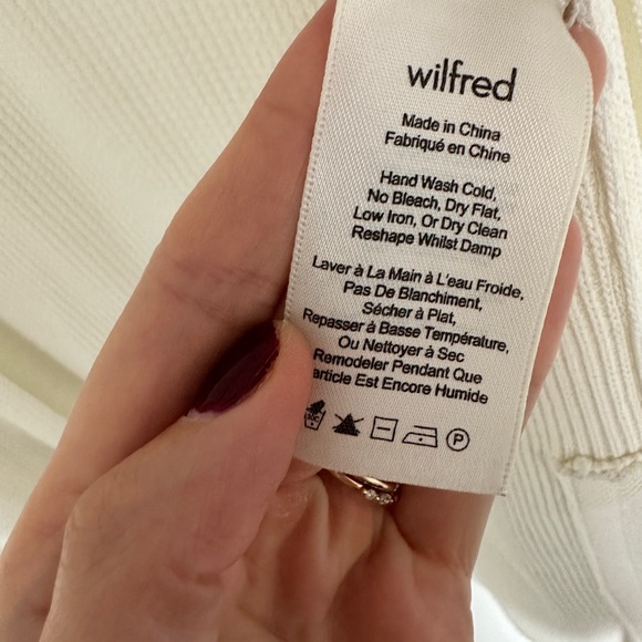 Aritzia Wildfred sweater vest. Cream color, size small. - Picture 4 of 6